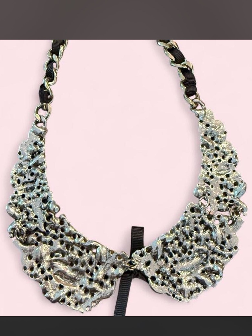 Rare Vintage Betsey Johnson Lips Film Noir Statement Collar Bib Necklace - Picture 4 of 4
